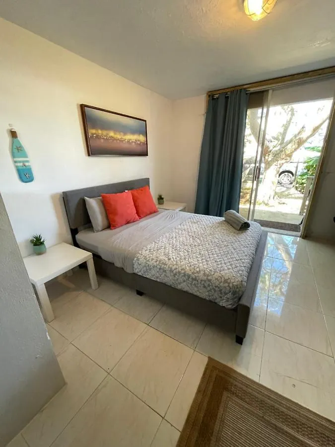 Las Olas Beach Apartments Arecibo