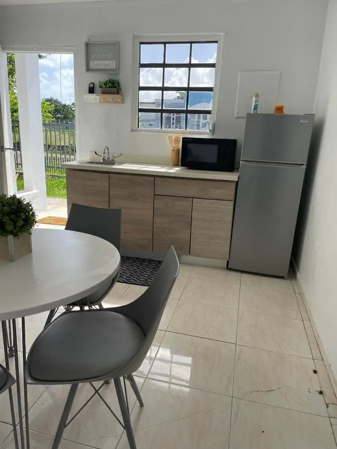 Las Olas Beach Apartments Arecibo