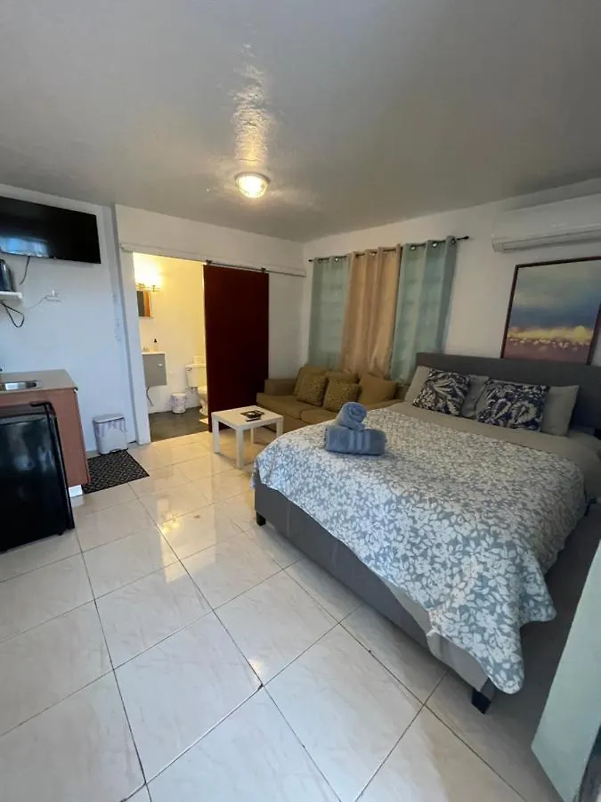 Las Olas Beach Apartments Arecibo